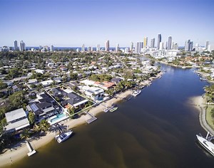 69-71 Allambi Ave, Broadbeach Waters, QLD, 4218 - House Sold on 29 09 2016