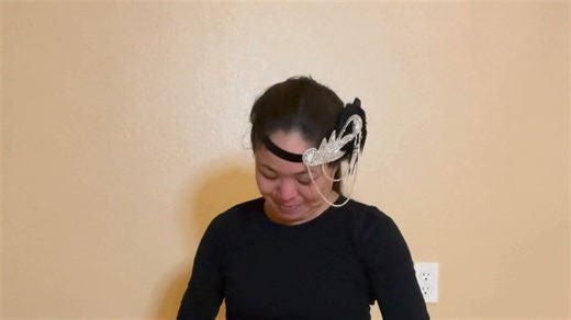 Watch 1920s Flapper Headband Product Review and Demo on Amazon Live
