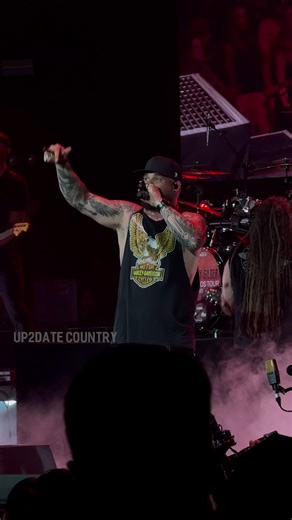 Brantley Gilbert Honors Hulk Hogan with New Song