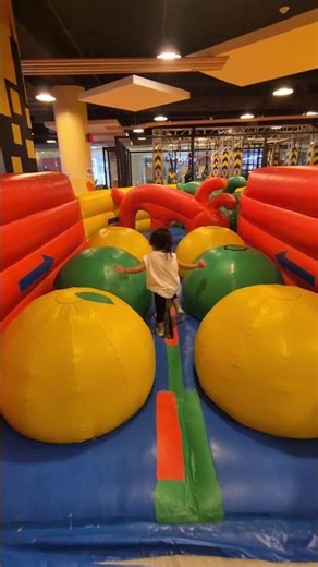 Jump, Run, Play! Fun City Obstacle Fun 🏃‍♂️