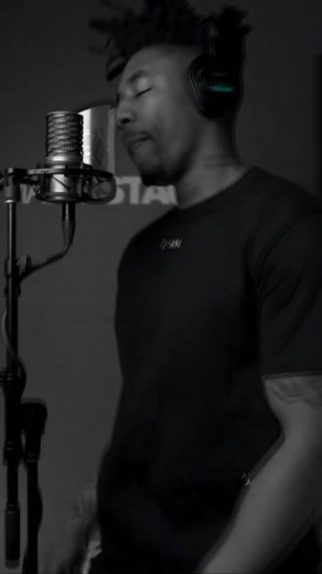 ᴍᴜsɪᴄ_ʟʏʀɪᴄs_09 on Instagram: "🎶Dear god Artist:-@thatsdax . . #dax #deargod #rap #rapmusic #rapper #fyp #rapgod #explore #daxline #lyrics #hiphop #god"