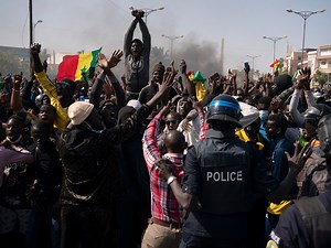 Senegal opposition leader trial kickstarts rocky election season