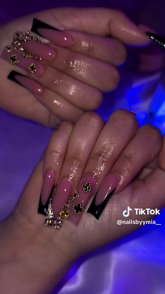Stylish Long Nail Inspiration and Designs