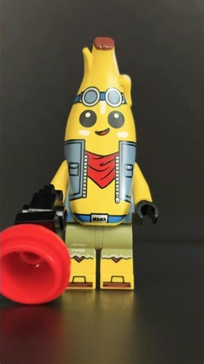 Lego Peely (Fortnite) Minifig