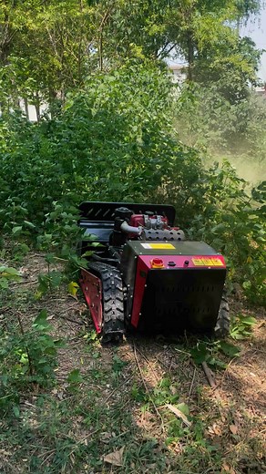 3 comments | #Remote control lawn mower #grass cutter#lawn machineRemote control mower source manufacturers a variety of models welcome to consult。www.wfmechanical.cn WhatsApp：+8619912000019 | Yangpan Xie | Facebook