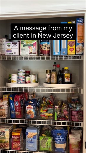 I’m so grateful for the ability to offer virtual organizing and support people anywhere in the world. Especially those who are already great at organizing — they just need guidance, structure, and a fresh set of eyes. So thankful for this message and this feedback 🤍 Do you think you would be good at virtual organizing?