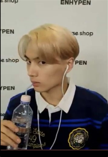 ENHYPEN Fanchant: The Old Version Lives On
