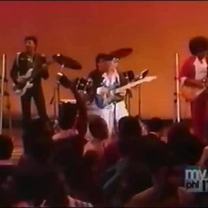 In 1984, the beloved and legendary Teena Marie released her sixth album, titled “Starchild”. Starchild is the sixth studio album by American R&B singer Teena Marie, released in November 1984 by Epic Records. Starchild became the best-selling album of Marie’s career. It reached number 9 on the US Black Albums chart and number 31 on the Billboard Albums chart. It received Gold certification from the RIAA on April 1, 1985. The album’s success was driven by the lead single “Lovergirl,” which became 