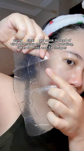 Amelia Alexander on Instagram: "ok but serious question, why does nobody ever talk about these Nude Gel Masks from Mediheal??? they’re so good especially for sensitive skin. they apply like a normal sheet mask except they’re in hydrogel material that is CLEAR and SOAKED with essence 💦 you don’t even need to wait for hours or overnight for the essence to sink into your skin, leaving your skin hydrated and glowy ✨ plus, the material adheres super well, it won’t budge and tear easily. despite the