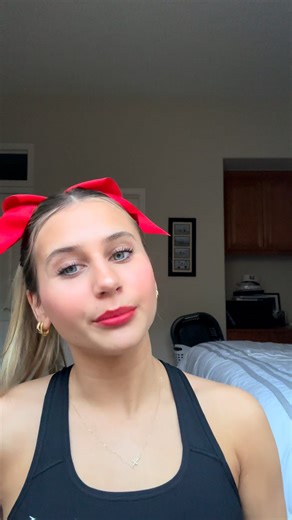 b7987e08e8f24de289dc8b5e1a8d2d06