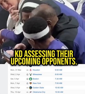 Kevin Durant is looking at their next opponents. #NBA #trendingreels #basketball | 3B Zone