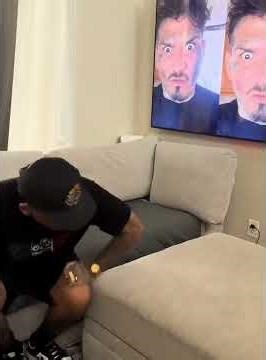 TV fake news prank😂😂funnytiktok funnyvideos prank usa fouyou