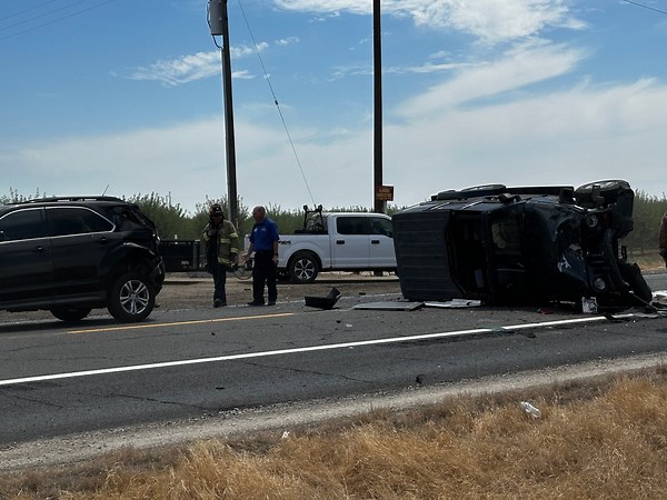 Rollover crash on Hwy 180 in Fresno County leads to injuries