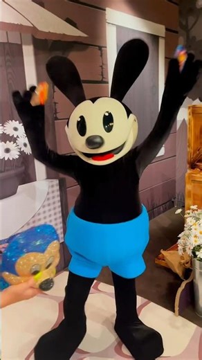 Meeting Oswald at Disneyland Paris