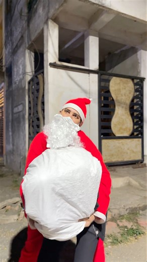 Santa Claus 🎅😱| Is video ka end galti se bhi miss mat karna 🤣| Vk vlogs | #shorts