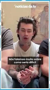 AMOR DE FÃS brought MIDNIGHT TIL MORNING to a show in Brazil.