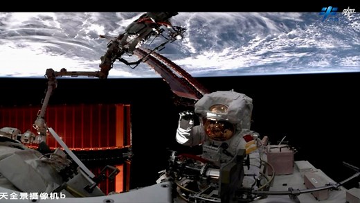 China's Shenzhou 16 astronauts complete 1st spacewalk (video)