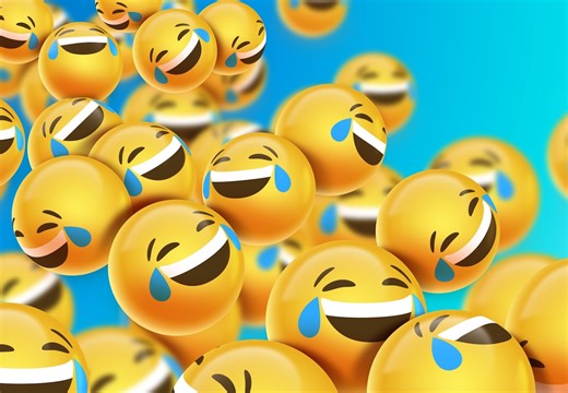 SA Responding to an "Alien" Like It's a Real Bug is The Funniest