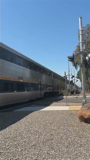 Amtrak Capitol Corridor 530 passing Dusterberry Way Crossing with Caltrain 922 | Fremont, CA