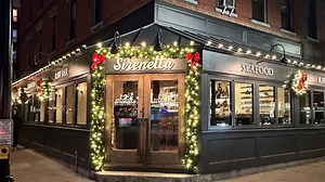 Check out these North Jersey restaurants all decked out for the holidays