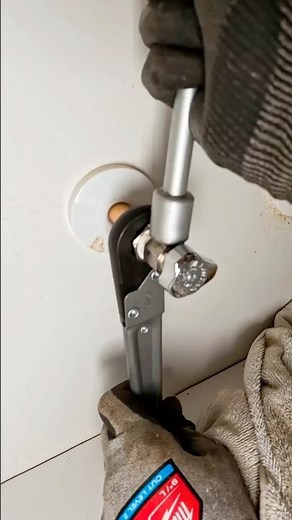 Replacing a broken angle stop valve under a sink 💦 #plumbing #plumber #asmr #diy