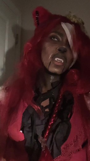 Foxy Cosplay for Five Nights at Freddy's Fans