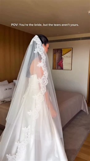 Perfête | Wedding and Celebration Inspiration on Instagram: "Grab your tissues for this one! Watching Hannah’s bridal reveal moment with her family for the very first time says volumes. And the emotions are EVERYTHING! Bride | @hannahhayek_ Photographer & Videographer | @saltatelier_wedding Wedding gown | @steven_khalil Makeup Artist | @alexperrinmua Hair | @nadinekaramhair Content Creator | @memco.eventcontent Wedding stylist & Coordinator | @christina.assanaki Florist | @fleurdujourathens #we