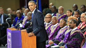 Barack Obama Sings 'Amazing Grace' at Pinckney Funeral