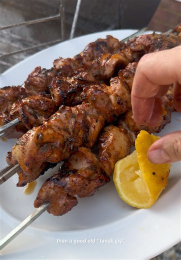 Tavuk Şiş: Juicy Yogurt-Marinated Chicken Kebab