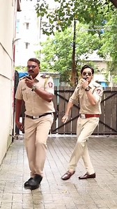 People said, "Police officers don't dance! Look at your age!" But Amol Kamble, the ‘Dancing Cop’, is ruling the hearts of millions today! #DancingCop #AmolKamble #MumbaiPolice #Dance #Passion #Inspiration #FollowYourDreams #Viral #SocialMediaStar [Amol Kamble, Dancing Cop, Mumbai Police, Passion, Dancing, Artist] | TheBetterIndia
