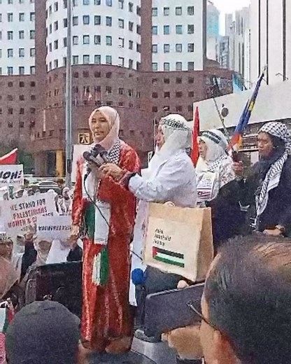 P I N O G R A P H Y | NURUL IZZAH ANWAR @n_izzah #freepalestine #palestine #israel #malaysiastandwithpalestine #Malaysia #NurulIzzahAnwar *MALAYSIA STANDS WITH... | Instagram