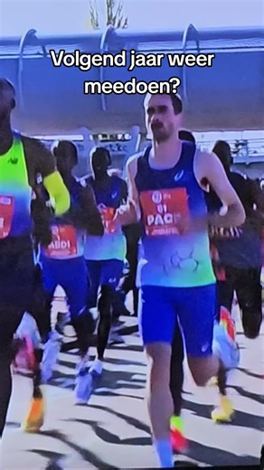 Je kijkt ernaar en denkt waarom ben ik er niet. Dit jaar zit ik met mijn afgescheurde achillespees, maar gaan we het volgend jaar weer doen? Marathon Rotterdam. Ik heb hem al 2x gelopen en behaald, maar kan ik het ook na mijn blessure. Ik ga ernaar kijken. #marathonrotterdam #marathon #marathonrotterdam2026 #demooiste #rotterdam