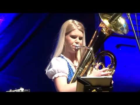 "Dem Land Tirol die Treue" Oberkrainer Polka Mädels 2017 Bohinj