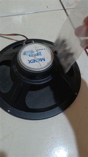 Sa transistor na 2n5401 at 2n5551 etc... Huwag po matakot gumamit kapag ito'y dumidikit sa magnet,, yan po ay good naman,, Maaaring sa quality ay ordinary lng sya at hindi fake,,, Pero kung hanap mo ay ayaw sa magnet,, panoorin mo yong nasa vedio At may link ako kung saan mabibili 👉https://s.shopee.ph/1VtMRH6B1a #diyprojects #diy #electronics #everyoneシ゚ #followers | Alquinto Rudinas Pilarca