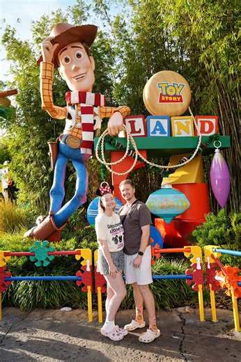 Day 11 and our last day at Disney ✨🐭 It was an Epcot and Hollywood Studios day and we saw Fantasmic for one last time @Disney Parks @Disney Parks UK #disneyvlog #capcut #hollywoodstudios #epcot