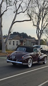 Chip Foose dream build, Madam X 1939 Cadillac custom concept cruises Pomona California street & rolls into the Grand National Roadster show, all class. This car was inspired by a 1935 concept by Art Ross. #Samspace81 #classiccars #oldcars #customcars #carshow2025 #foosedesign #coolcars #ClassicCarCulture #grandnationalroadstershow | Samspace81