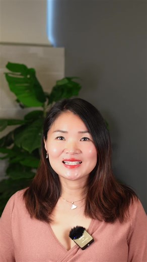 📣Stacy Real Estate Talk is here! 👇“Let me break down seller financing with a simple $1 million Bay Area example. 💰Seller financing means the seller becomes the bank🏦. Instead of getting a traditional mortgage, the buyer makes payments directly to the seller—while the home still secures the loan. 📊Here’s how it works： On a $1 million purchase, the buyer puts down about $300,000. The seller carries the remaining $700,000 at roughly 6.5%, with payments around $4,400 a month, and a short-term b