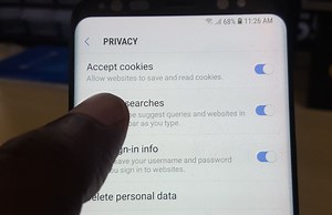 How to Enable or Disable Internet Cookies on the Galaxy S8 and S9 - BlogTechTips