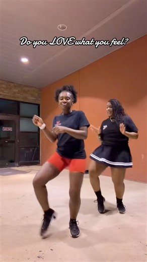 This one is underrated for sure 🔥🔥🔥 it’s just so smooth! #linedance #dance #trailridelinedance | Tighten up with Tiff