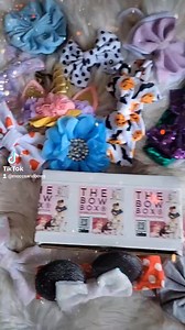 Subscribe now and get last months box FREE! Use code: "BOGOFREE" at checkout Two boxes for the price of one! (Limited time only for new Subscribers, must subscribe for the current months box to receive last months box free.) Subscribe today for "The Bow Box" ! Receive so many gorgeous bows each month for one super low price!Amazing value, Always free shipping! "The Bow Box®" includes a mix of sparkling bow wraps,top knots,flowers plus so many more gorgeous bows! Always in style and matching the 