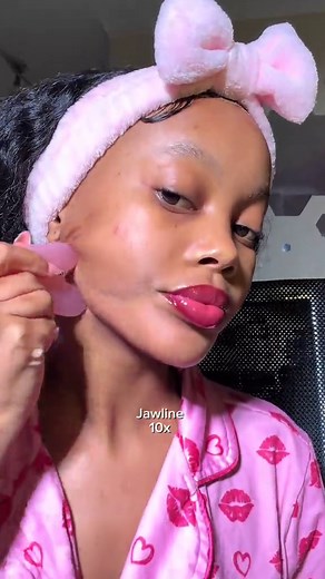 Unlock the Benefits of Gua Sha for Glowing Skin