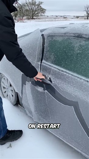 In This City Cars Never Turn Off ❄️🚗 #shorts