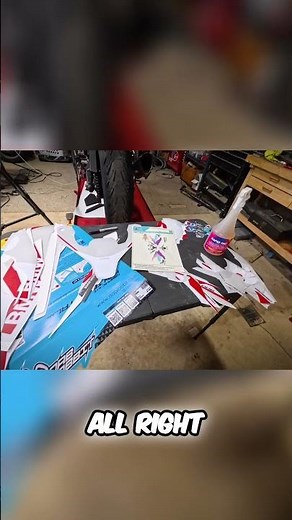 Motorcycle Decal Tutorial Master the Perfect Application!