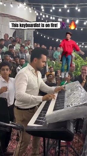 The keyboard is terrified. Send help. 😂 #liveperformance #memes