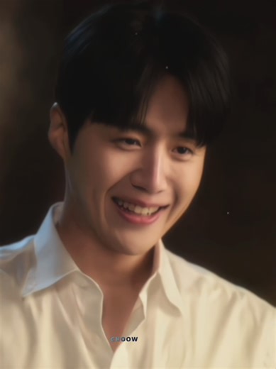 Kim Seon Ho trong áo sơ mi trắng đầy quyến rũ