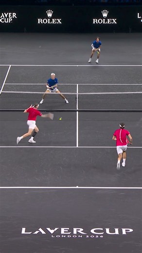 A BRILLIANT doubles battle! 💪