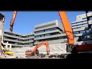heavy transport huge excavator Hitachi 870 LCH with giant 48 meter boom