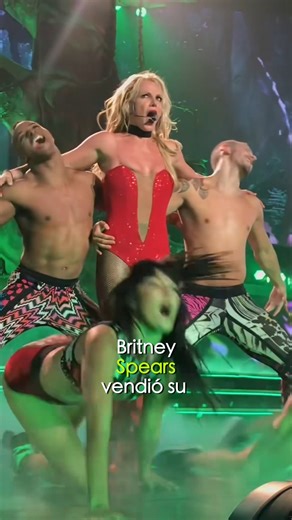 Periódico 5inco on Instagram: "🟢🎶 Britney Spear vendió todo su catálogo musical."