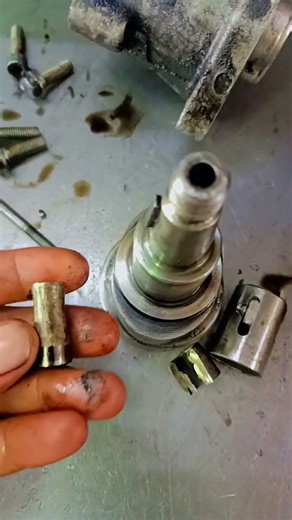 Mahindra Bolero pickup high pressure pump Completely damaged from inside !!!