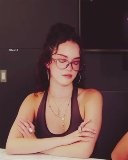 أمي أحبها 💜💜.